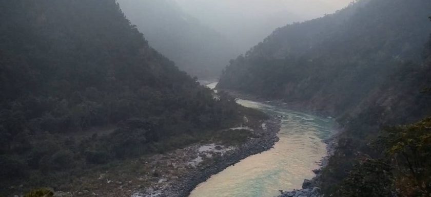 Река Ганга в Ришикеше